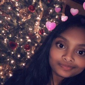 Meet your Posher, Shamika